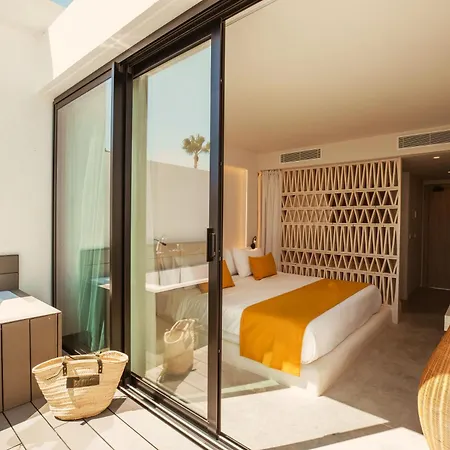 Nativo Ibiza Otel 4*