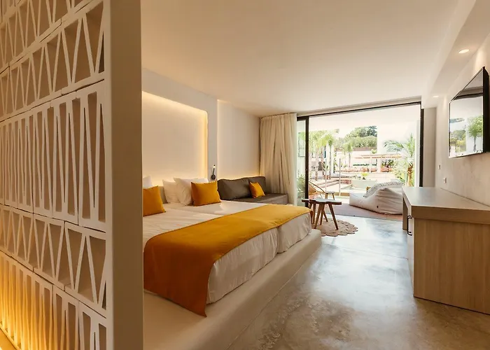 Nativo Ibiza فندق