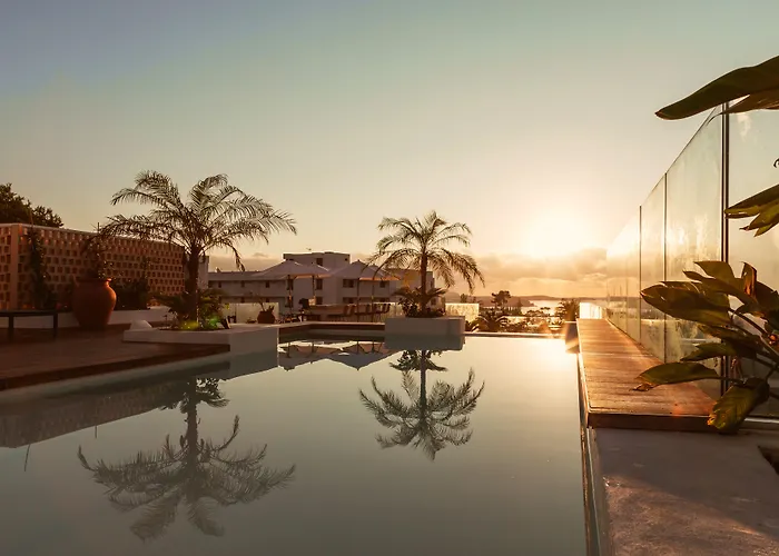 Nativo Ibiza فندق سانتا أيُلاريا ذيس ريو