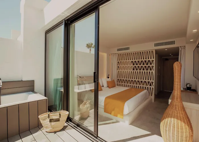 Nativo Ibiza فندق